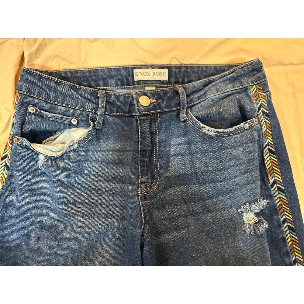 Knox Rose Target Women Blue Embroidered Side Straight Leg Distressed Jeans 10